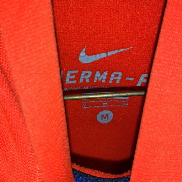 NIKE Therma-Fit Hoodie - Picture 2 of 3
